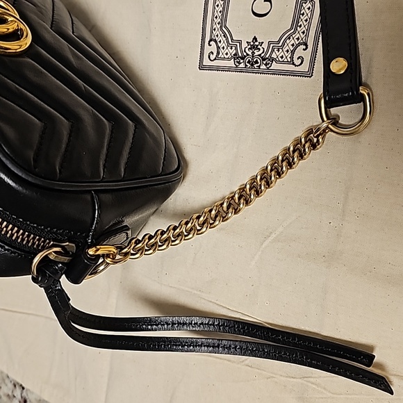 GG Marmont mini leather bag (Authentic) - Picture 5 of 13